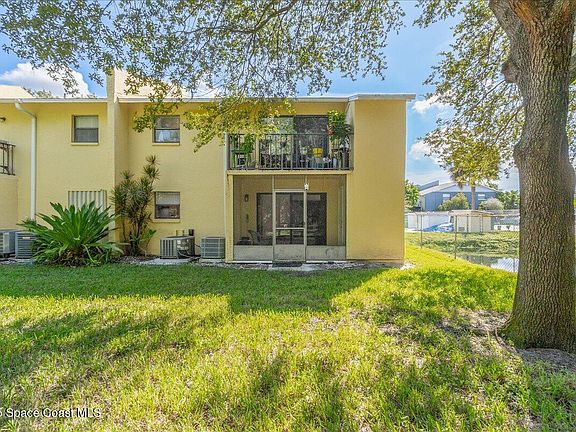 5th image of 586 N Wickham Rd APT 63