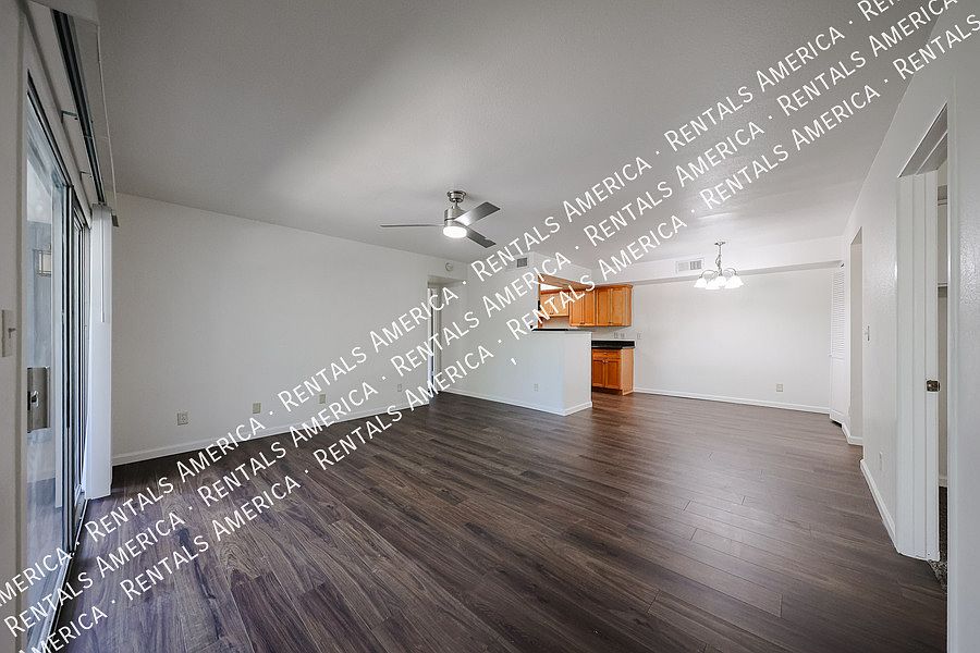 1st image of 4608 W Maryland Ave Unit 208