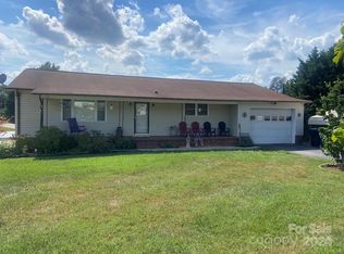 8617 Sparrow Trl, Connelly Springs, NC 28612