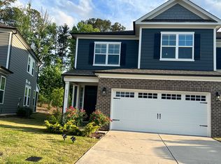 2563 Hutch Ln, Apex, NC 27523