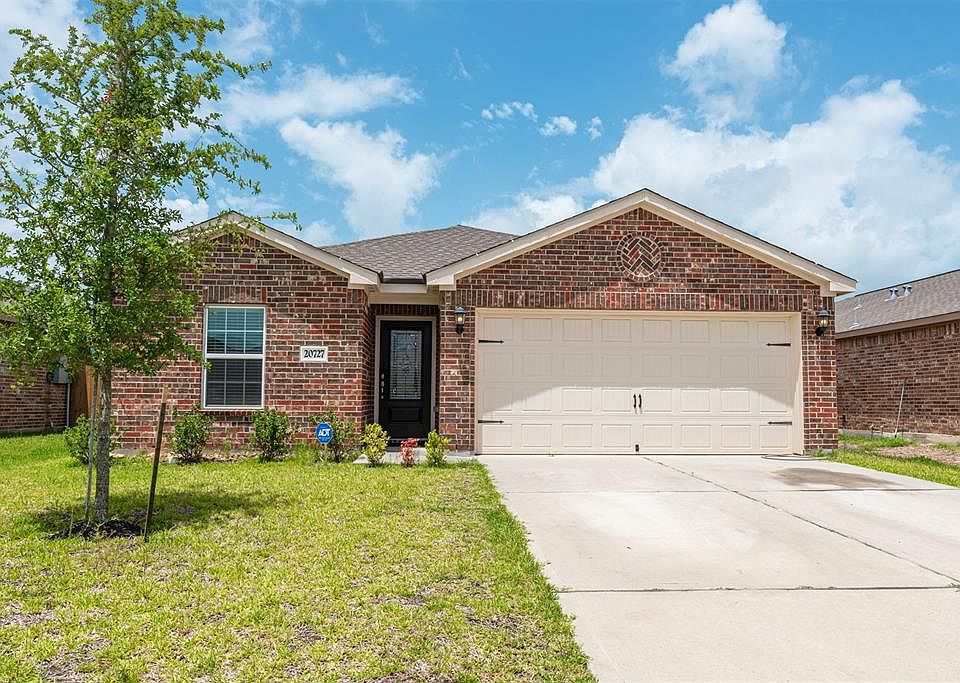 1st image of 20727 Echo Manor Dr