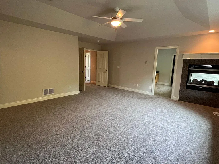 16107 Grand Bluff Cir — Photo 11