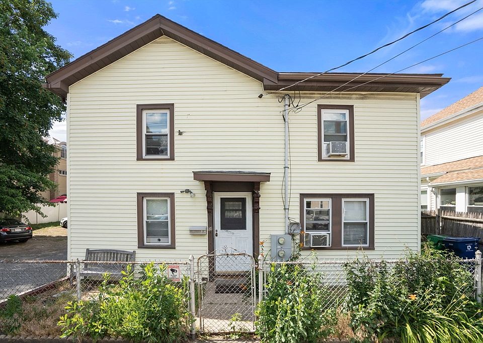 1st image of 35 Middle St