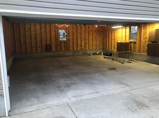 831 N 58th St, Lincoln, NE 68505