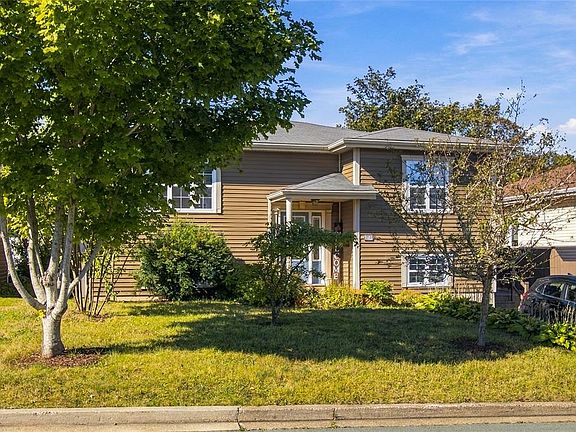 4th image of 23 Davis Place