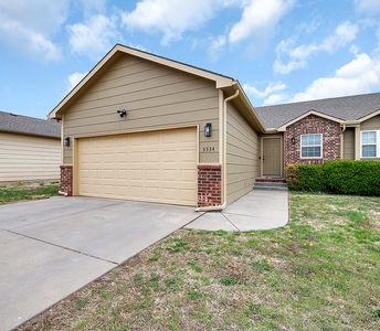 3332 N Governeour Cir, Wichita, KS, 67226