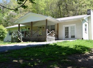255 Chestnut Stump Rd, La Follette, TN 37766