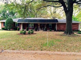 10346 Golterman Dr, Saint Louis, MO 63126
