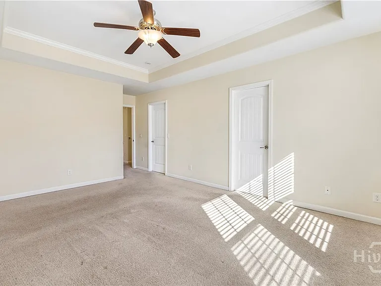 116 Ventura Pl — Photo 17