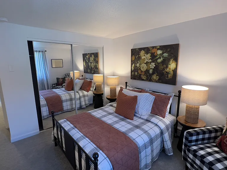 The Den Cedar Ridge — Photo 15