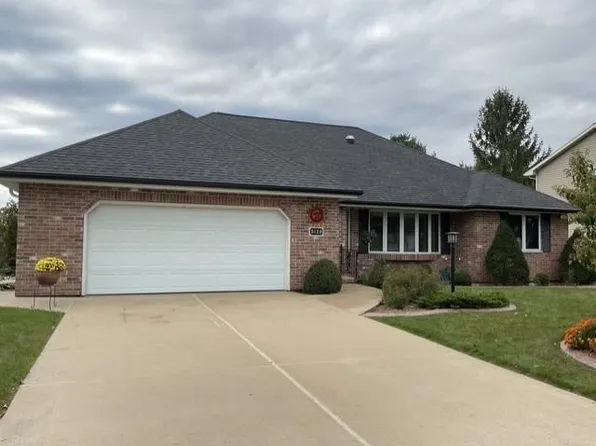 3128 Concordia Ln, Green Bay, WI 54311