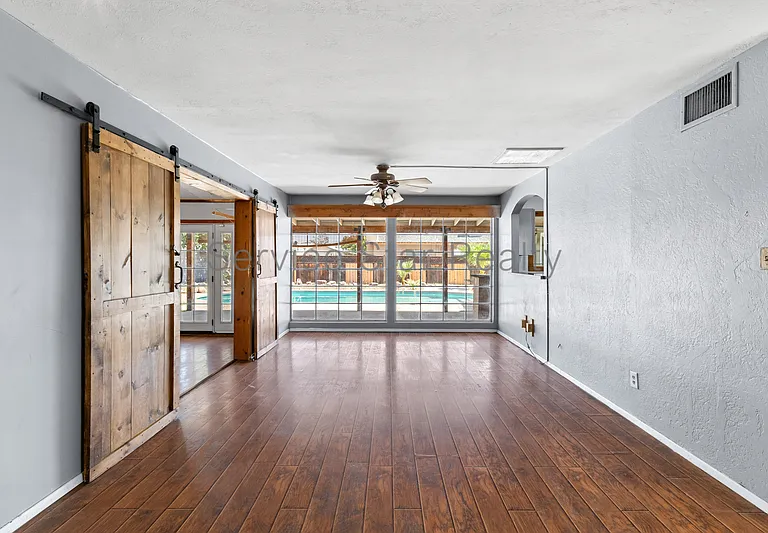 5939 W Orange Dr — Photo 10