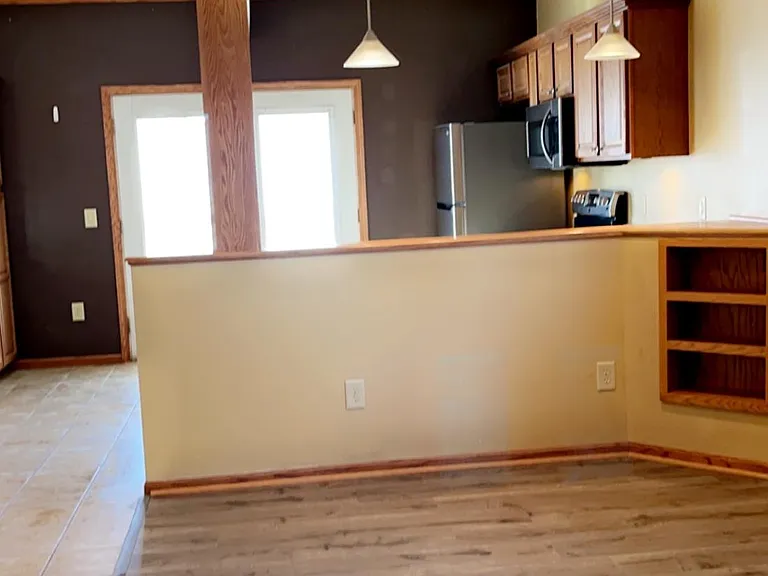 510 S Main St — Photo 5