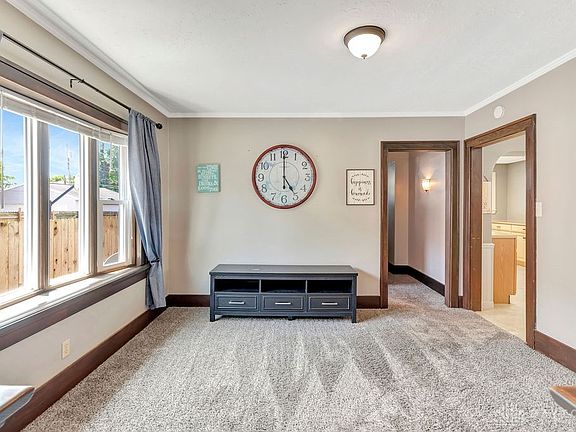 5th image of 2931 Lansing Dr