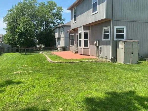 1011 Ironwood Ct, Leavenworth, KS 66048