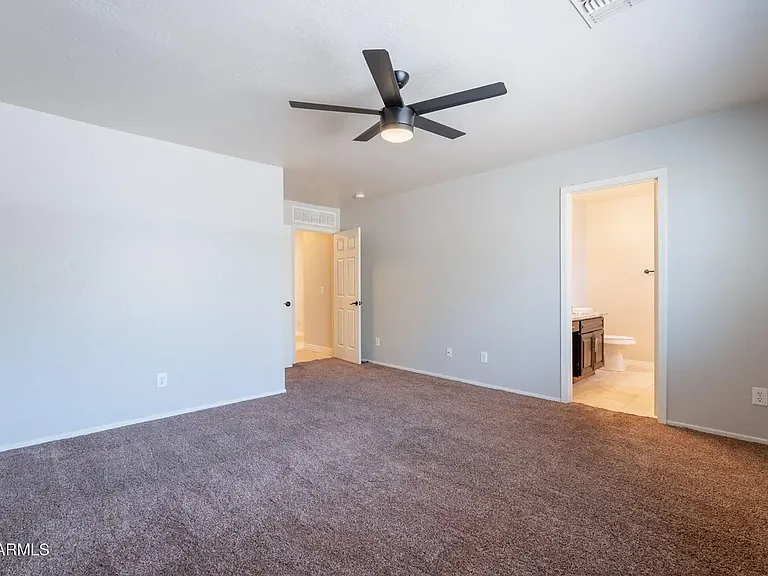 365 W Settlers Trl — Photo 18