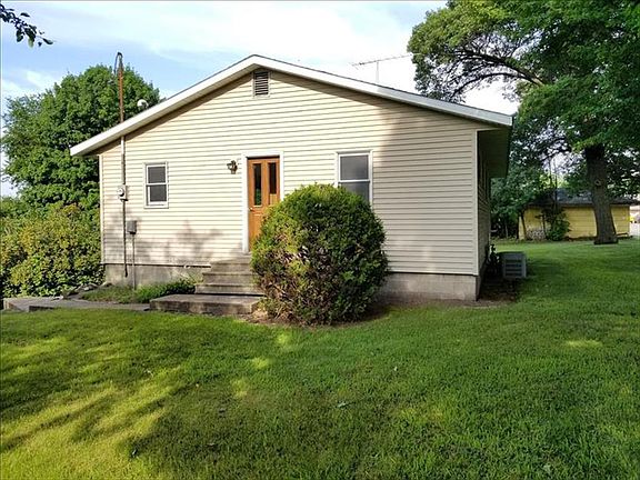 4th image of 23986 2nd St