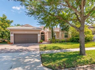 12843 NW 18th Ct, Pembroke Pines, FL 33028