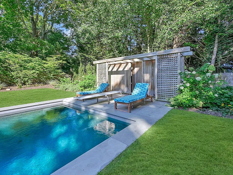 32 Saint Marys Rd — Photo 3