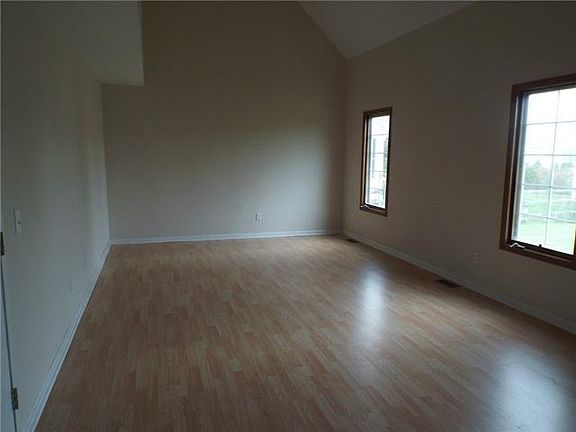2nd image of 26331 Oak Meadow Dr W