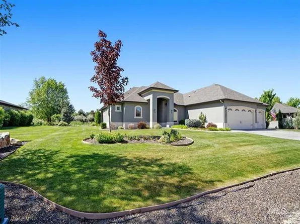 11887 W Pinewood River Ln, Star, ID 83669