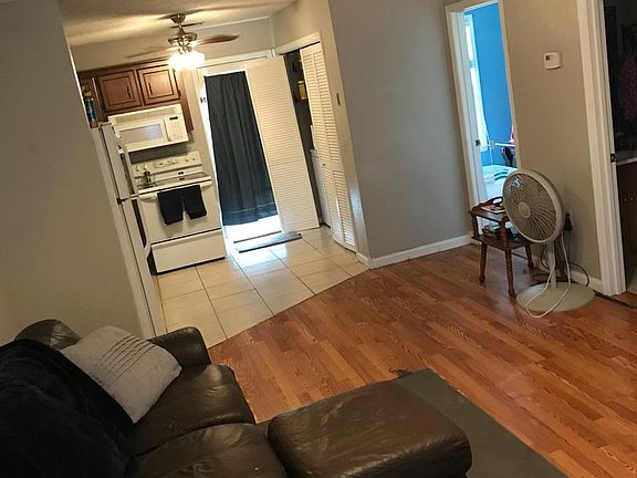 3rd image of 140 Lanier Dr #76