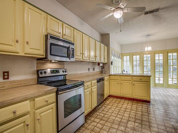 5th image of 5815 Monticello Ave