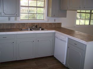 201 Cheyenne Cir, Scott, LA 70583