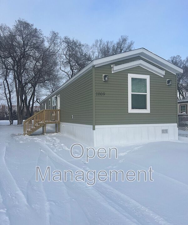 1st image of 4-1009 Gibraltor Ave N Lot 4