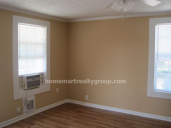 2nd image of 136 Corbin St APT 1