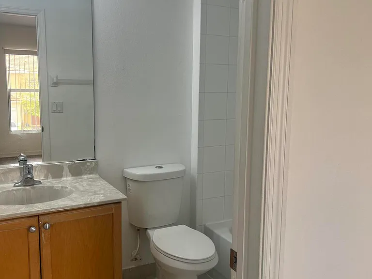 303 Seminole Palms Dr — Photo 31