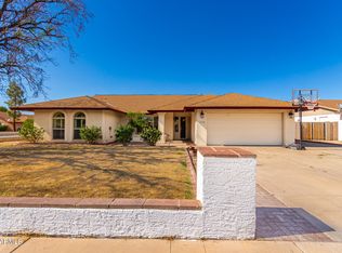 7426 W Columbine Dr, Peoria, AZ 85381