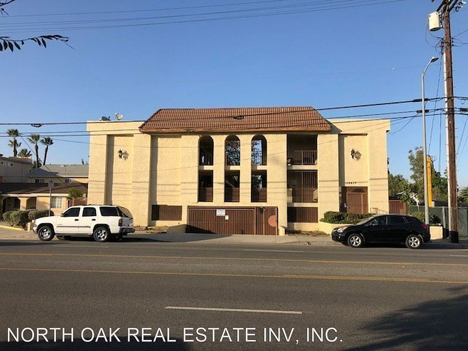 1st image of 12617 Oxnard St APT 104