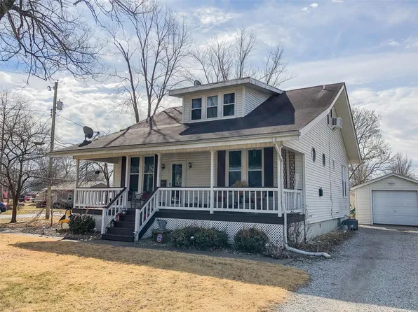 604 W 6th St, Staunton, IL 62088