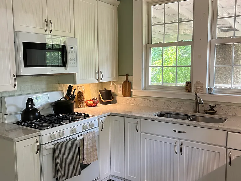 651 N Main St — Photo 9
