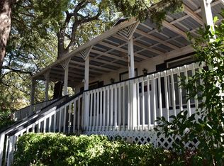 1601 Lakeshore Blvd, Oak Pt, TX 75068