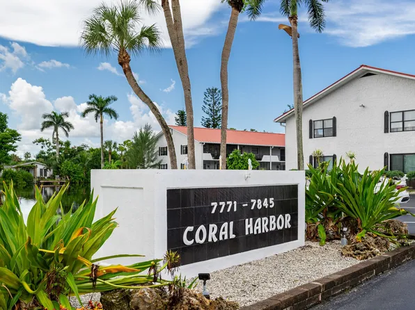 Coral Harbor Apartments