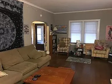 5 bed, 2600 sqft, $2,550 — Photo 3