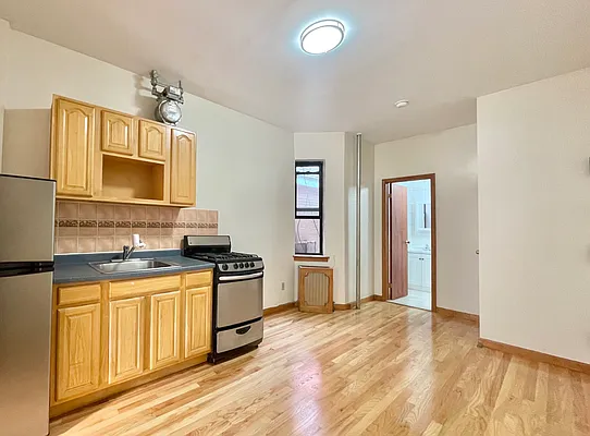 Rented by Compass | media 8