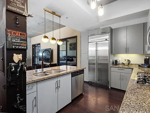 3rd image of 527 10th Ave Unit 605