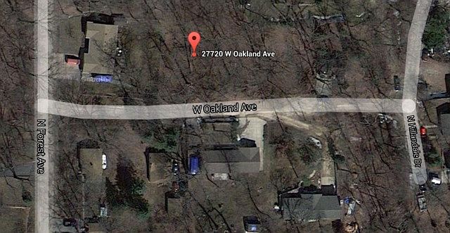 2nd image of 27720 W Oakland Ave