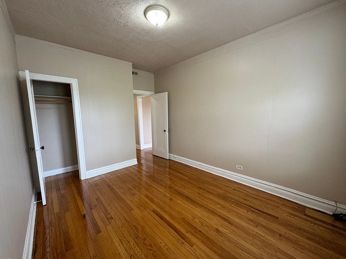 1 bed, $950 — Photo 2