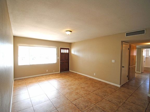 2nd image of 1638 E 3rd Ave