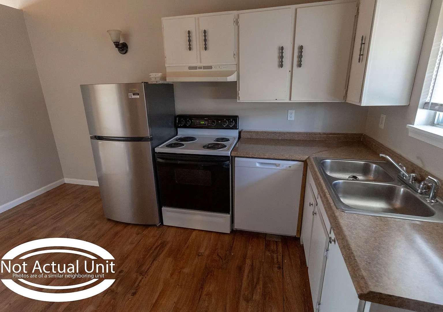 7313 N Moberly Dr — Photo 4