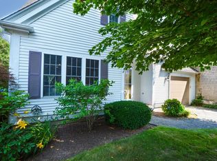 17 Stratford Rdg UNIT 17, Mashpee, MA 02649