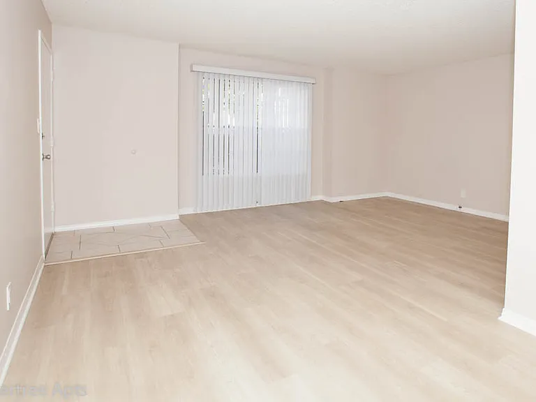 Peppertree Apartments — Photo 7