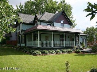 623 Broadway St N, Hartland, MN 56042