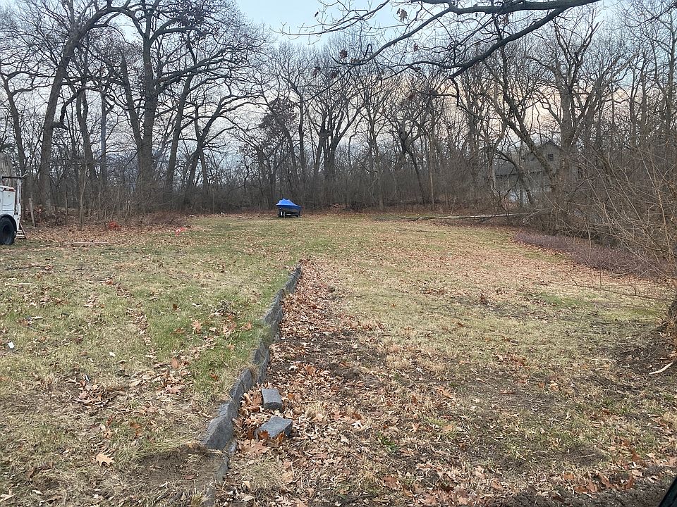 1st image of 25445 W Cedar Crest Ln