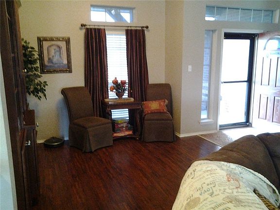 5th image of 522 Kings Creek Dr