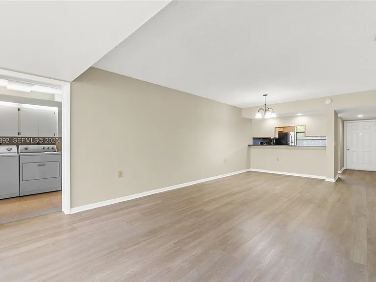 3650 Whitehall Dr #305 — Photo 16